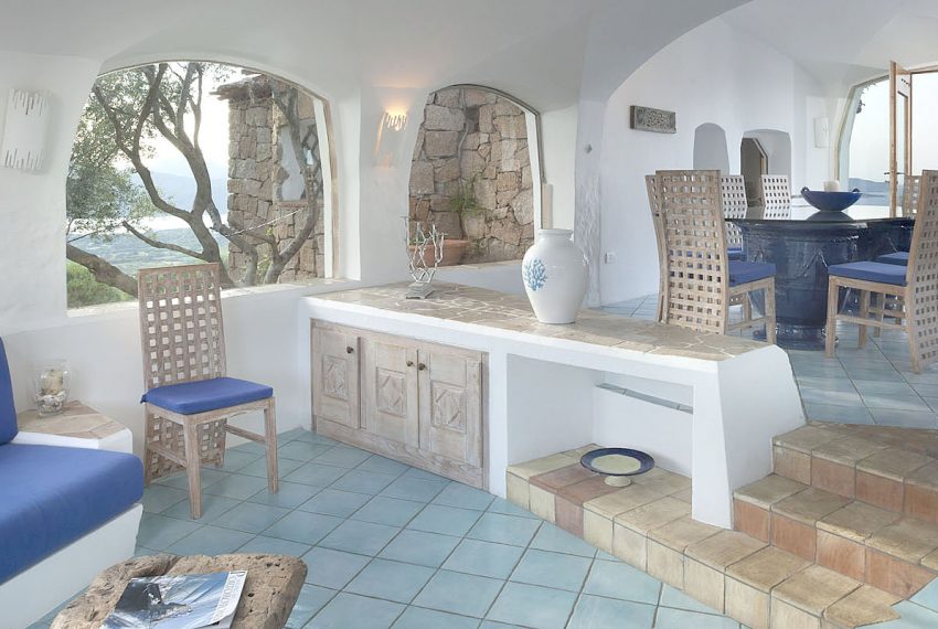 Luxury-Villa-WhiteRocks-Portorotondo-Sardinia-rent24