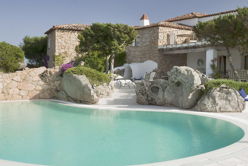 Luxury-Villa-WhiteRocks-Portorotondo-Sardinia-rent5