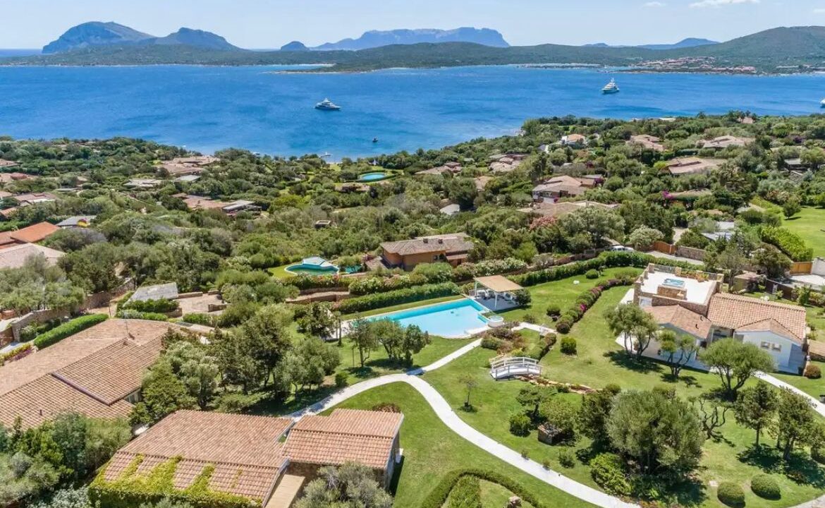 villa Punta Lada porto rotondo panorama luxury esmeralda