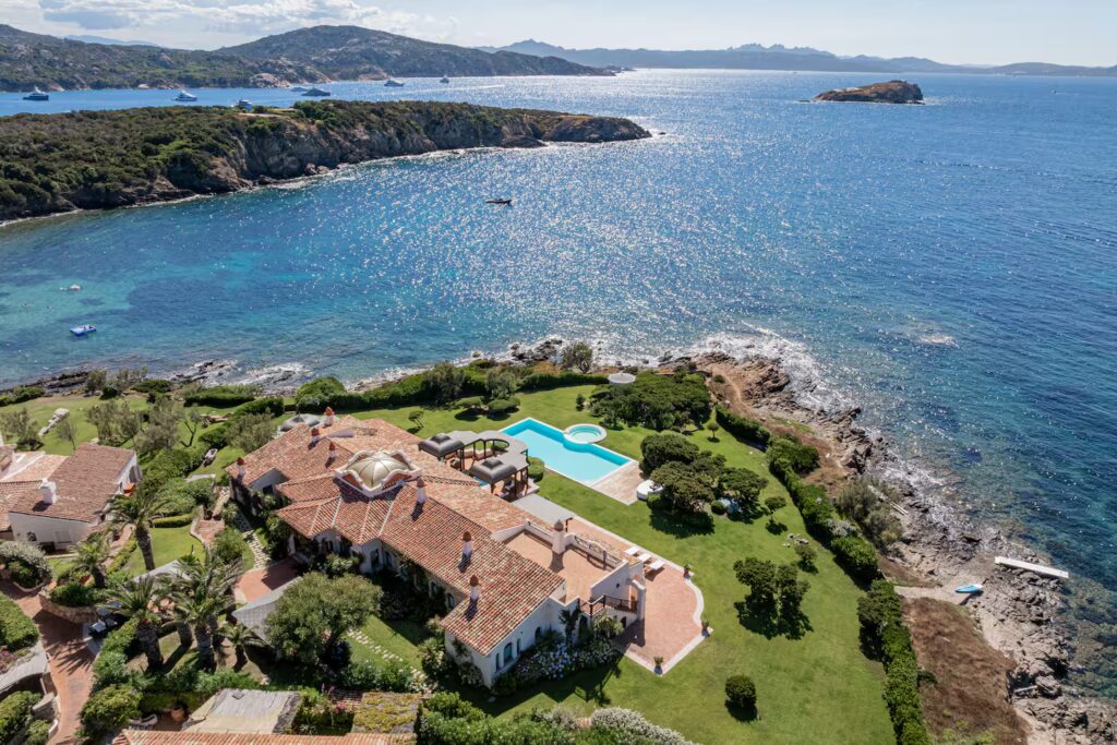 Waterfront Villa In Affitto Porto Cervo Cala Del Faro