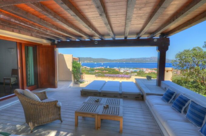 VILLA PORTO ROTONDO CENTRO LICIA | Casa di lusso a Esmeralda!