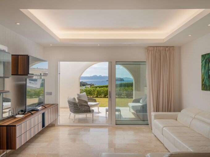 Spiaggia di lusso di Cala del Faro | Luxury Esmeralda!