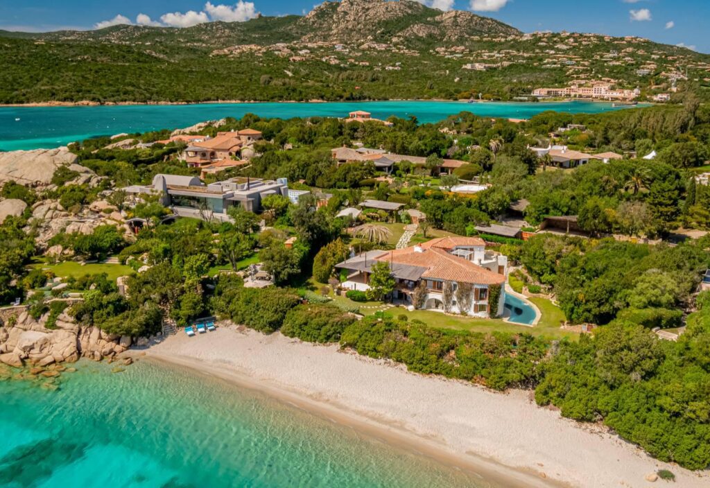 Waterfront Villa Celvia Cala Di Volpe