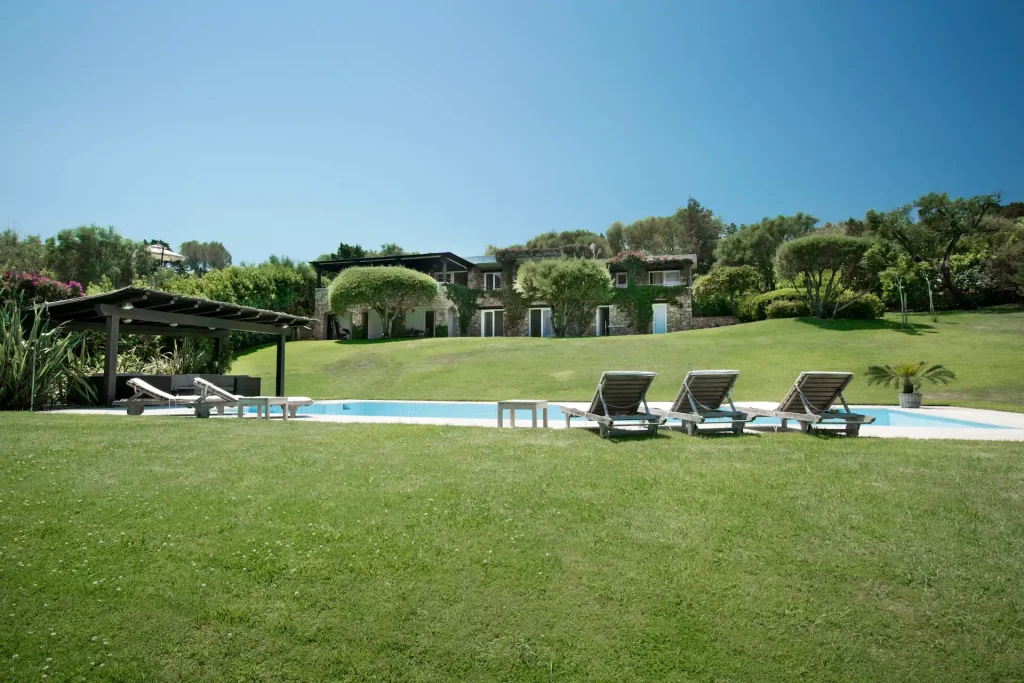 Villa In Affitto Punta Lada Roccia Verde