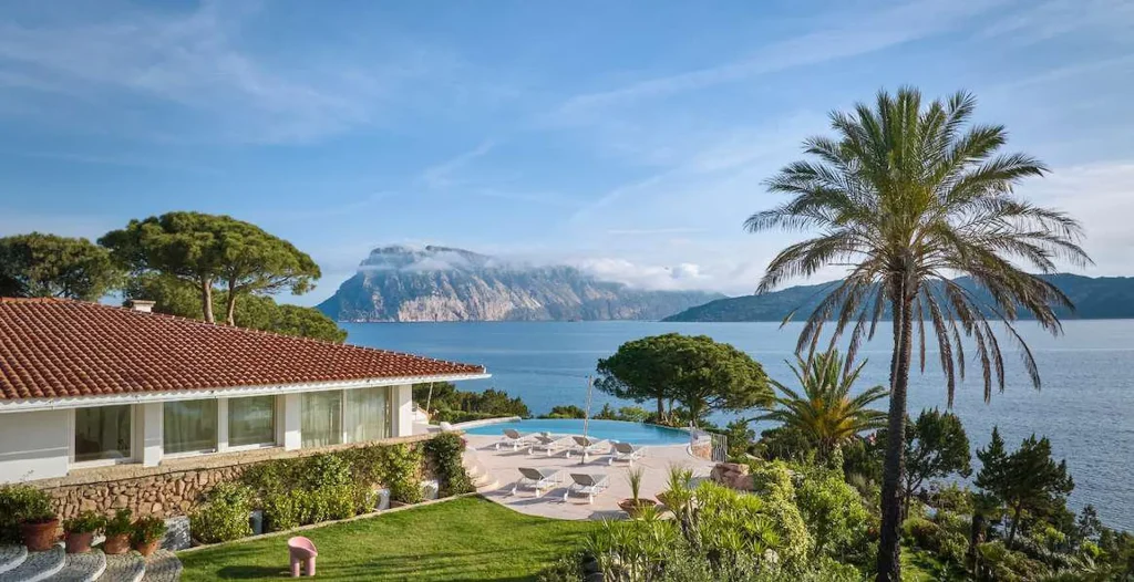 Villa In Affitto Capo Coda Cavallo Farfalla