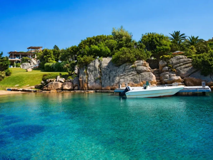 Waterfront Villa Cala di Volpe Rita