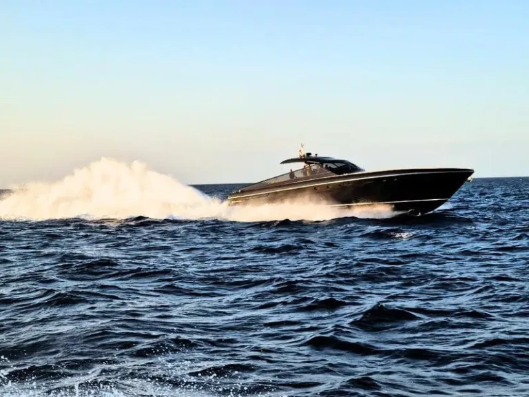 Yacht In Affitto Itama 75