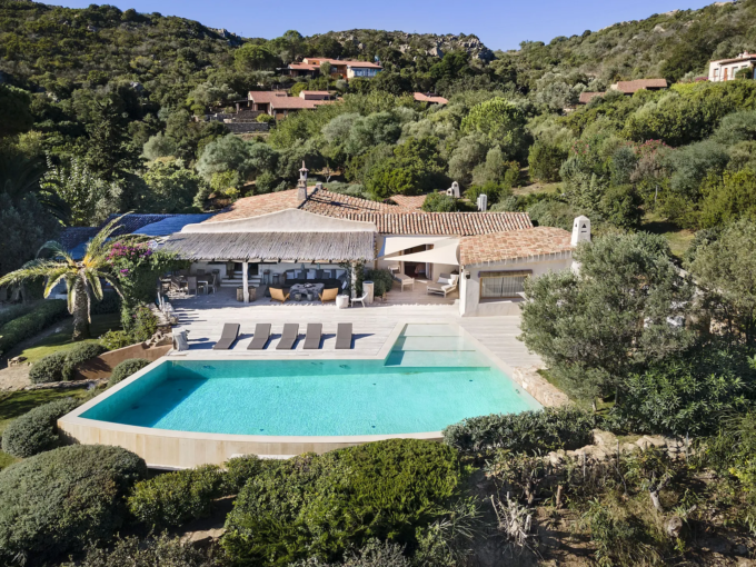 VILLA IN AFFITTO PORTO RAFAEL